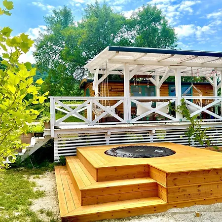 Bohemian Eco