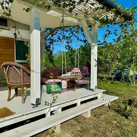 Bohemian Eco Apartment *